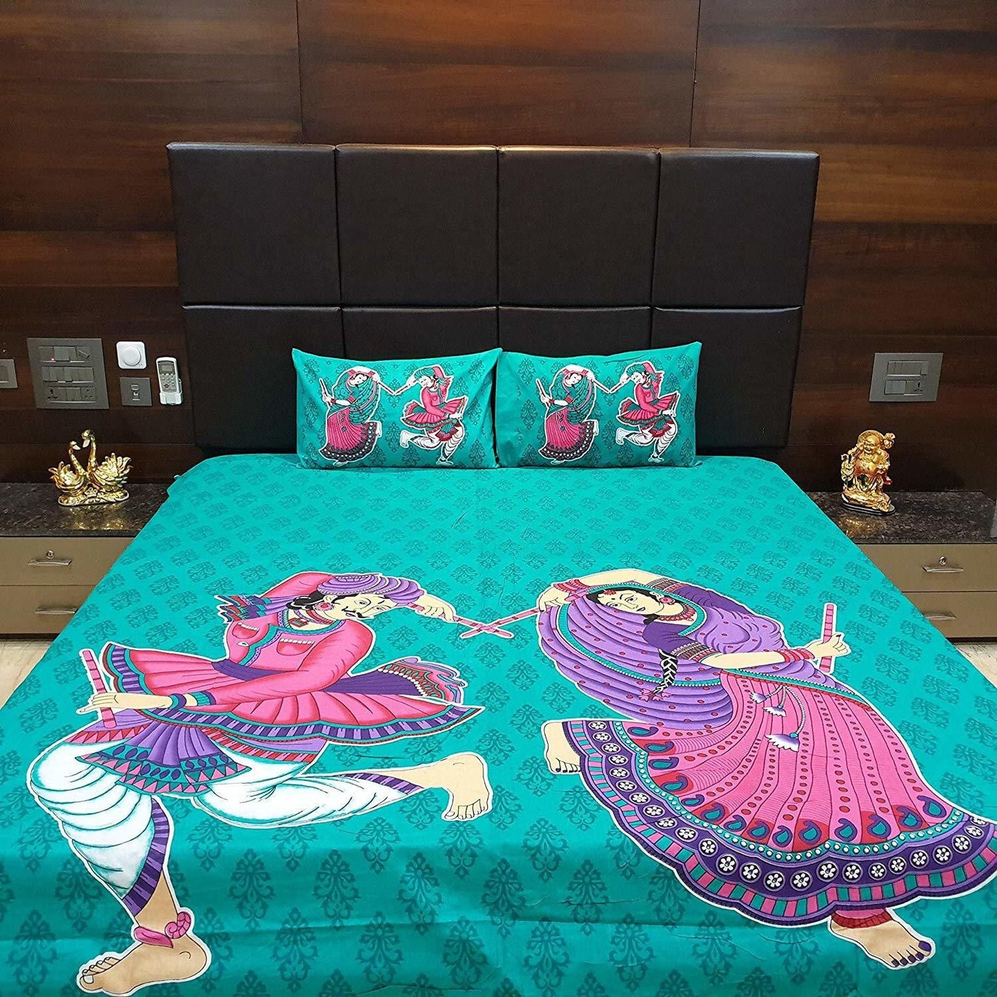 Plush Deluxe Double Bed Sheet